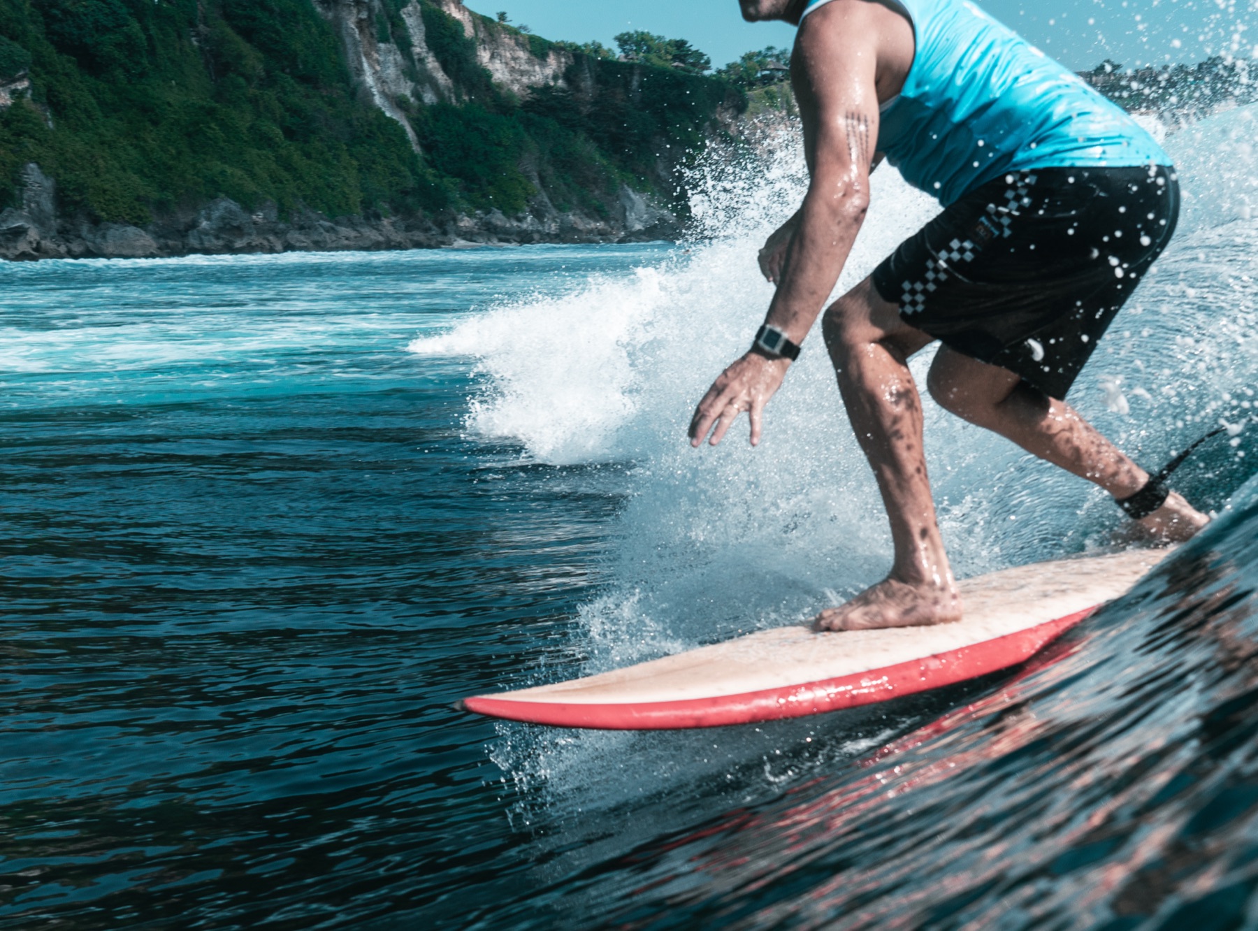 Single Fin collab — frame 26